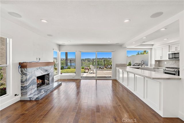 38 Cormorant, Newport Beach, CA 92660