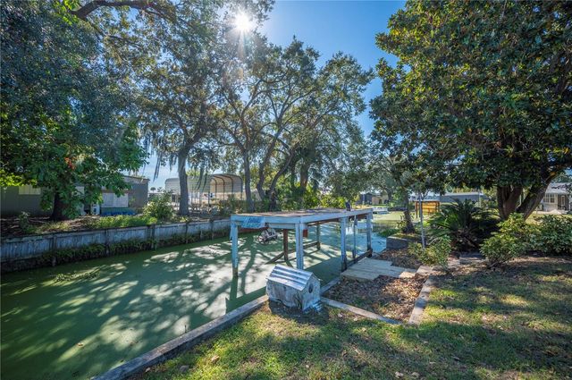 2160 LOIS BOULEVARD, Lake Alfred, FL 33850