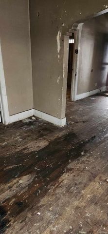 9929 Quincy Street, Detroit, MI 48204