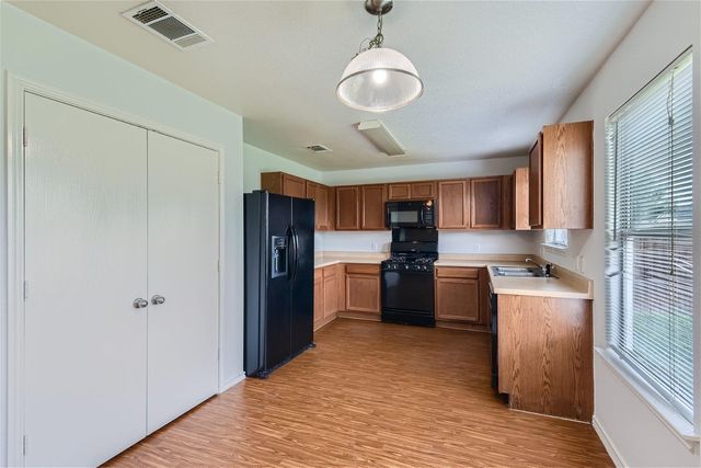 18408 Cloudmore LN, Elgin, TX 78621