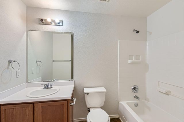 18408 Cloudmore LN, Elgin, TX 78621