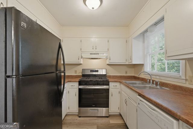 1036 Huntingdon Court, Stone Mountain, GA 30083