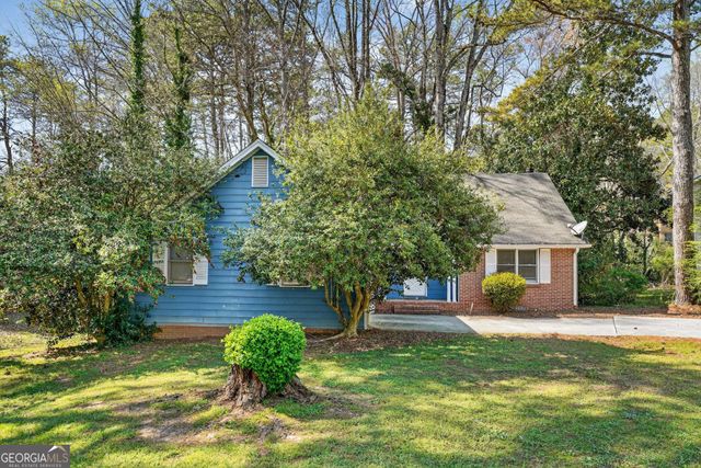 1036 Huntingdon Court, Stone Mountain, GA 30083