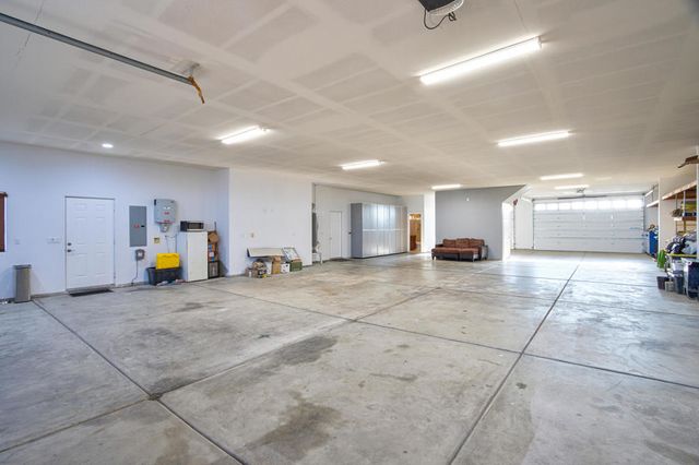 7225 Adobe Road, 29 Palms, CA 92277