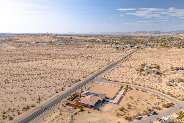 7225 Adobe Road, 29 Palms, CA 92277