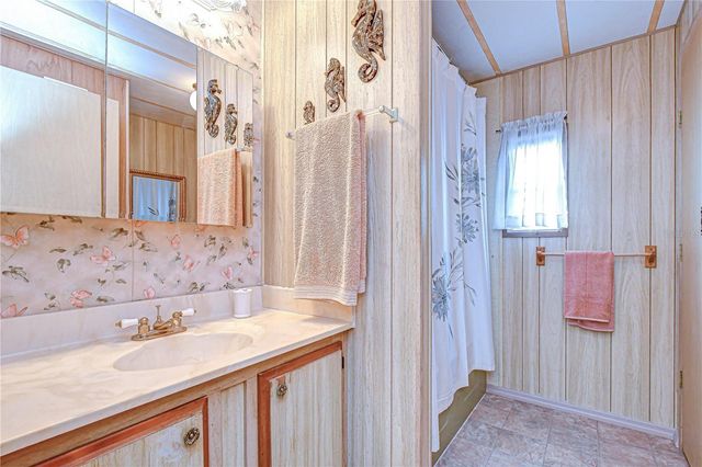 35023 ZEPHYR SHORES DRIVE, Zephyrhills, FL 33541