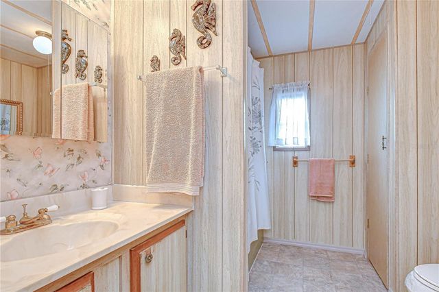 35023 ZEPHYR SHORES DRIVE, Zephyrhills, FL 33541