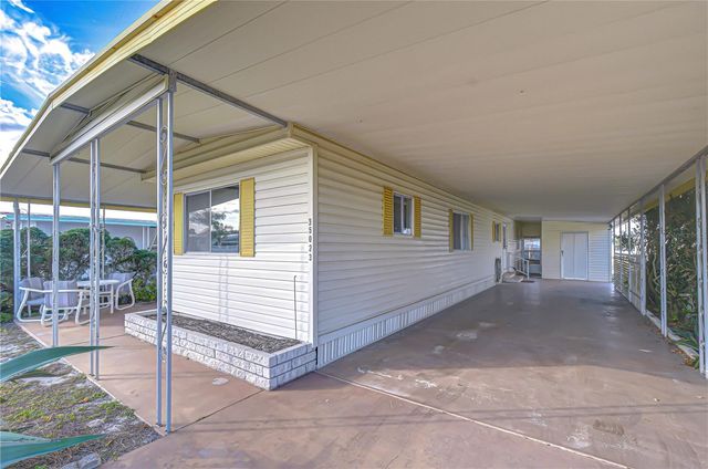 35023 ZEPHYR SHORES DRIVE, Zephyrhills, FL 33541