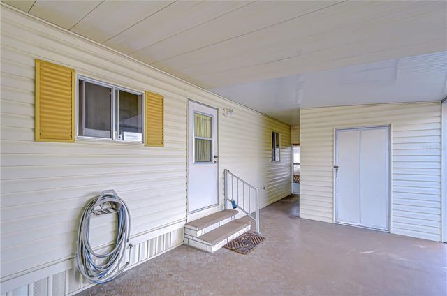 35023 ZEPHYR SHORES DRIVE, Zephyrhills, FL 33541