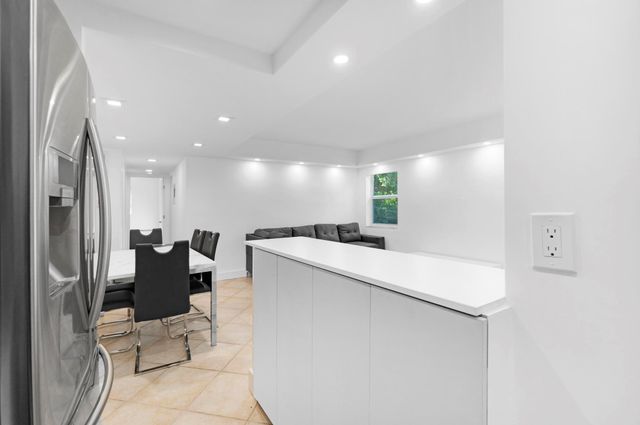 1439 S Ocean Blvd 215, Pompano Beach, FL 33062