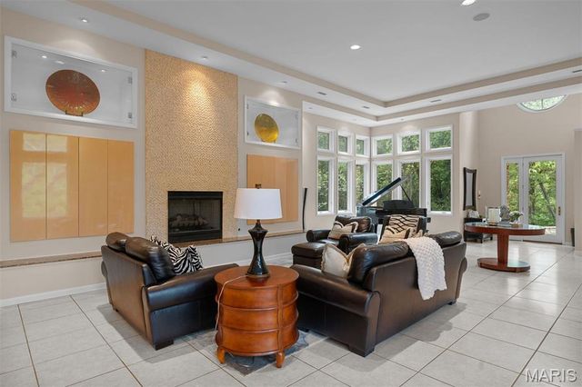 1800 W Adams Avenue, Kirkwood, MO 63122