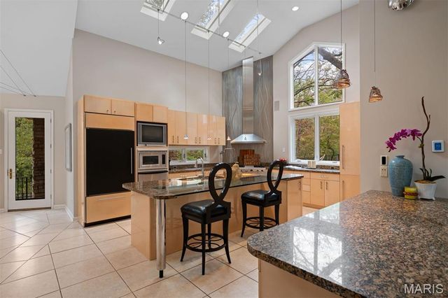 1800 W Adams Avenue, Kirkwood, MO 63122