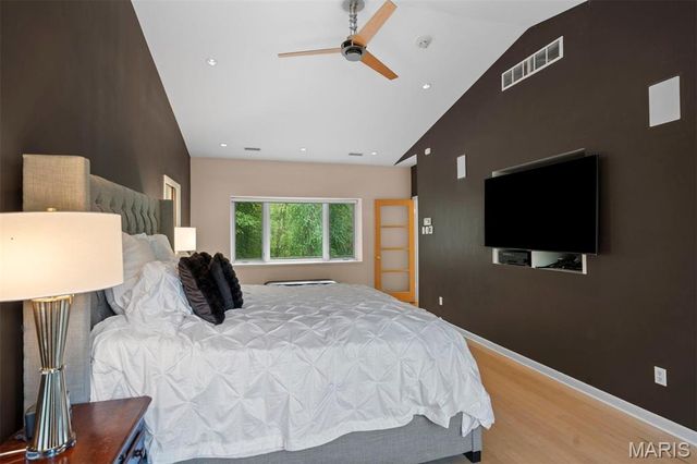 1800 W Adams Avenue, Kirkwood, MO 63122