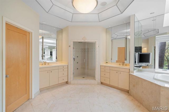 1800 W Adams Avenue, Kirkwood, MO 63122