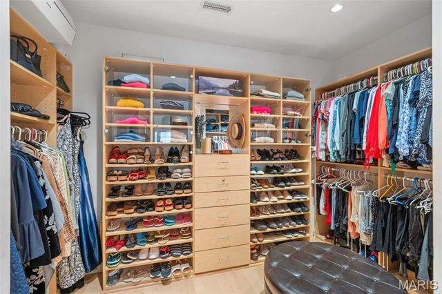 1800 W Adams Avenue, Kirkwood, MO 63122