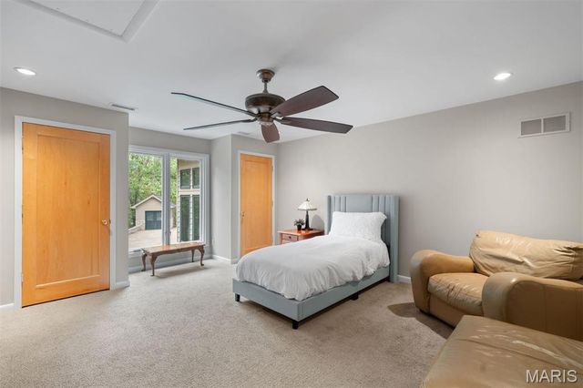 1800 W Adams Avenue, Kirkwood, MO 63122