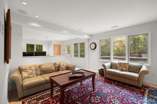 1800 W Adams Avenue, Kirkwood, MO 63122