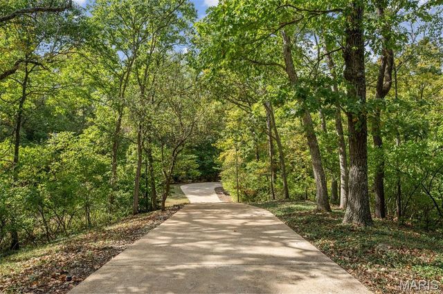 1800 W Adams Avenue, Kirkwood, MO 63122