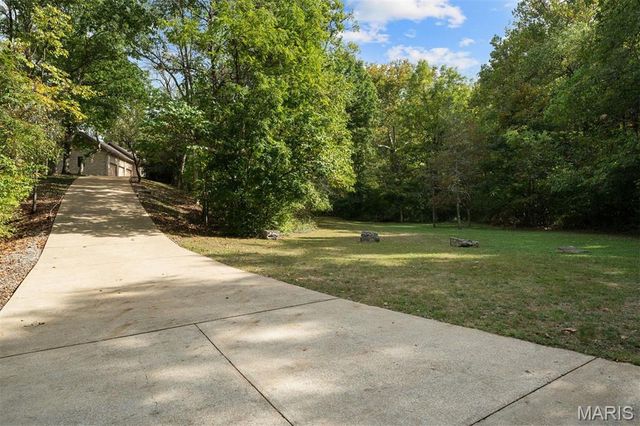 1800 W Adams Avenue, Kirkwood, MO 63122