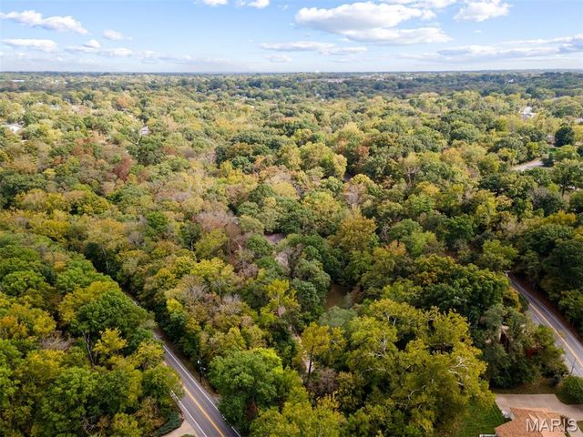 1800 W Adams Avenue, Kirkwood, MO 63122