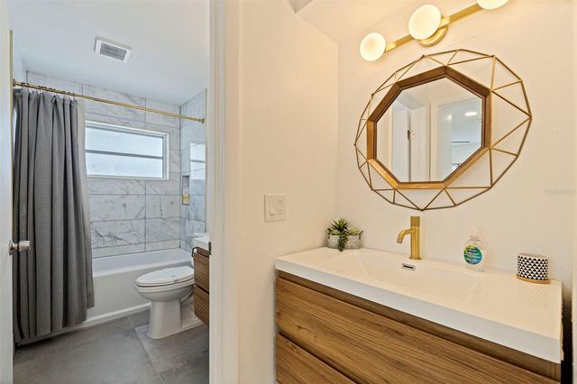 2130 14TH AVENUE SW, Largo, FL 33770