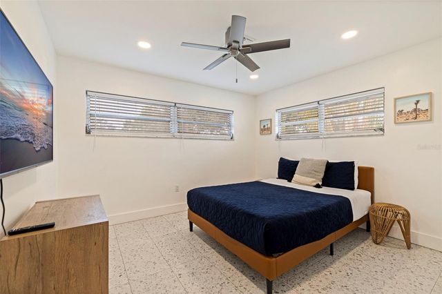 2130 14TH AVENUE SW, Largo, FL 33770