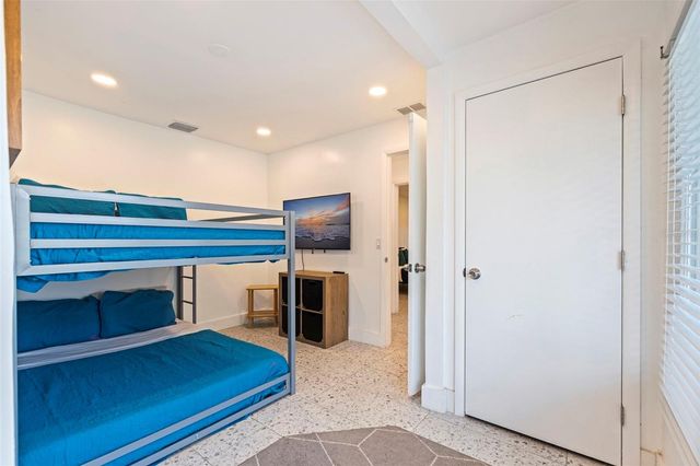 2130 14TH AVENUE SW, Largo, FL 33770