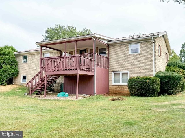 2951 JEFFERSON DRIVE, Chambersburg, PA 17201