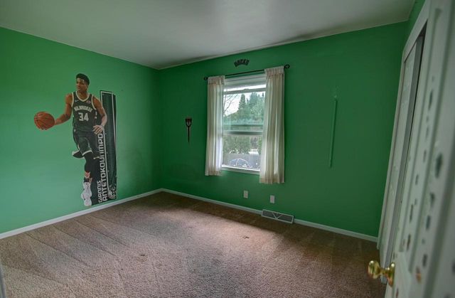 W156N10771 Cobbler LANE, Germantown, WI 53022