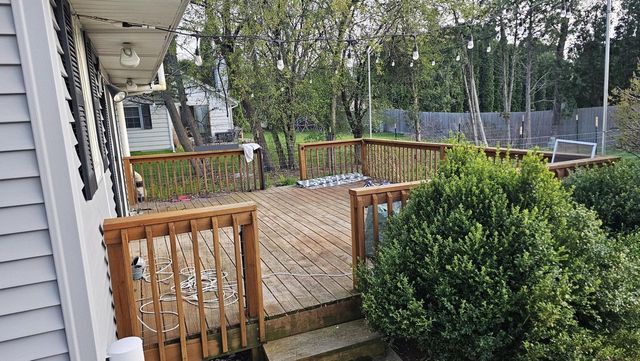 W156N10771 Cobbler LANE, Germantown, WI 53022