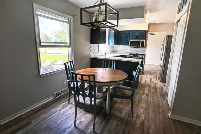 W156N10771 Cobbler LANE, Germantown, WI 53022