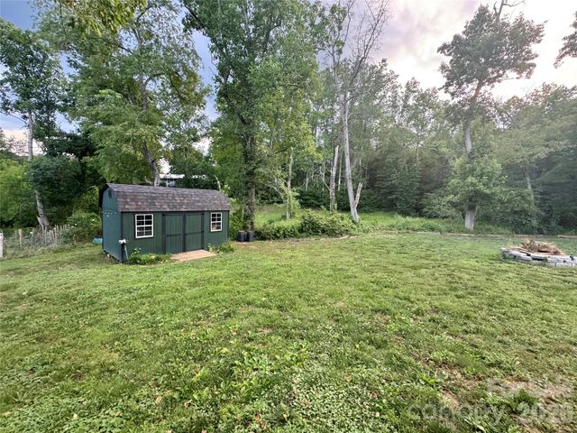 714 Dudley Shoals Road, Granite Falls, NC 28630
