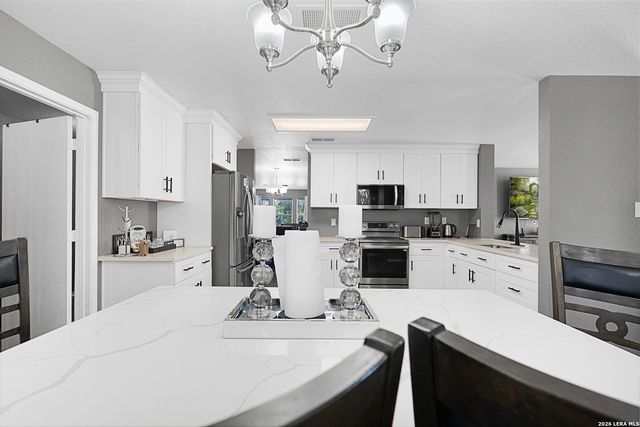 10330 Rainbow, San Antonio, TX 78245
