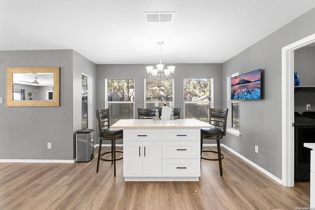 10330 Rainbow, San Antonio, TX 78245