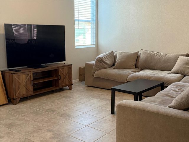 2713 Paragon Fox DR, Pflugerville, TX 78660