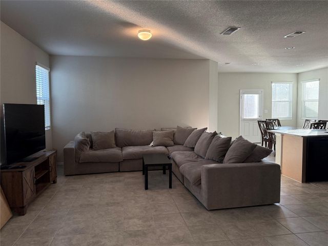 2713 Paragon Fox DR, Pflugerville, TX 78660