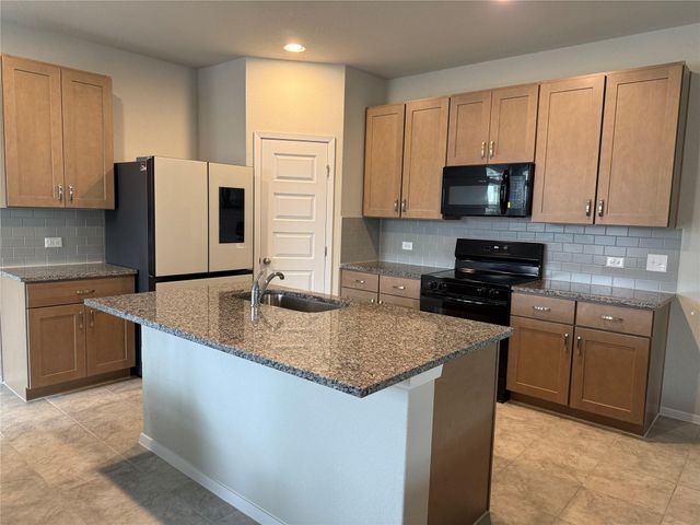 2713 Paragon Fox DR, Pflugerville, TX 78660