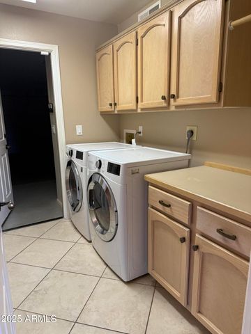 2088 N LAKE SHORE Drive, Casa Grande, AZ 85122