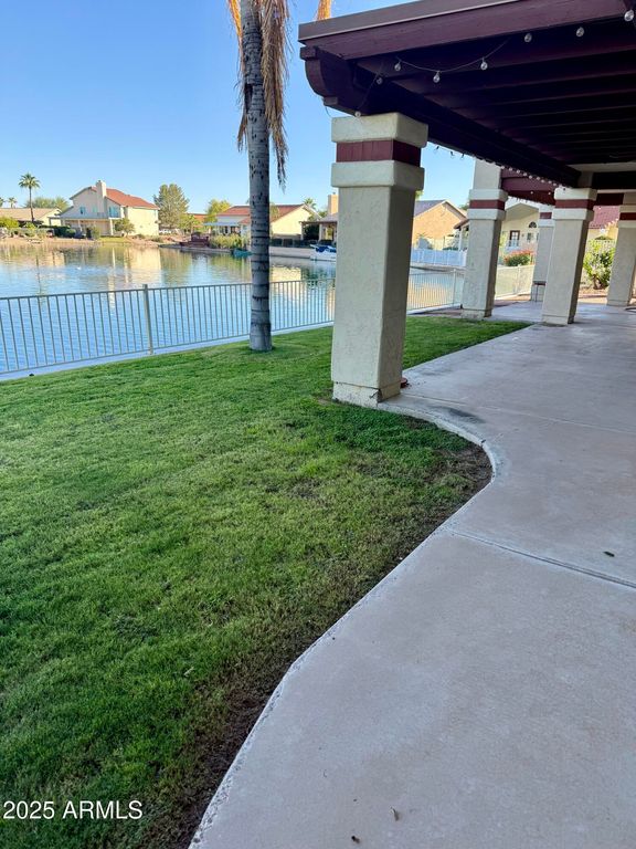 2088 N LAKE SHORE Drive, Casa Grande, AZ 85122 — photo 2