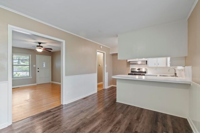 901 W 58th Street, North Little Rock, AR 72118