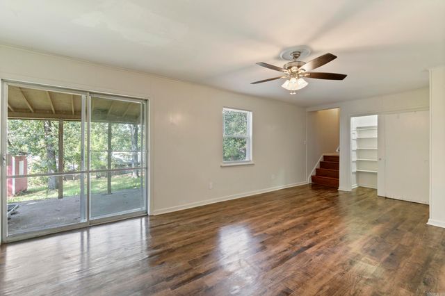 901 W 58th Street, North Little Rock, AR 72118