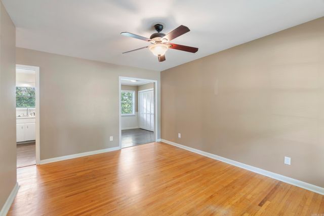 901 W 58th Street, North Little Rock, AR 72118