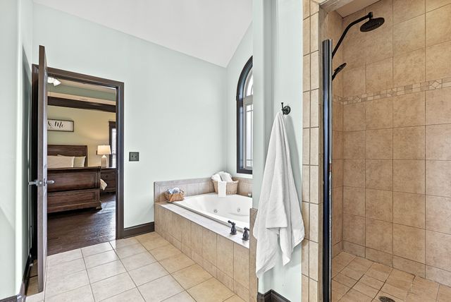 2142 Trieste Trl, Adams, TN 37010