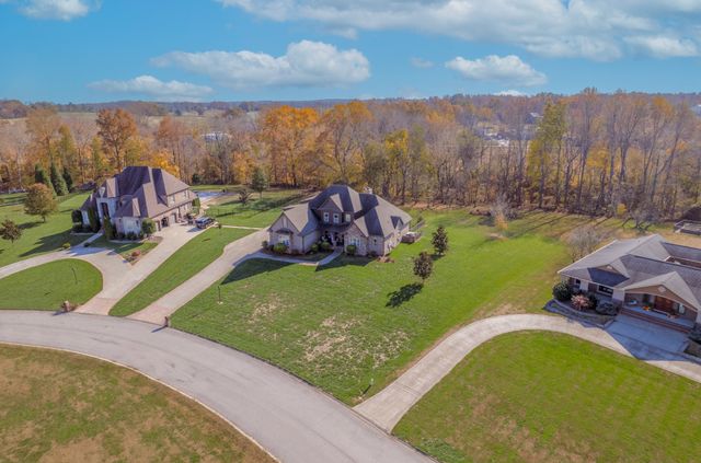 2142 Trieste Trl, Adams, TN 37010