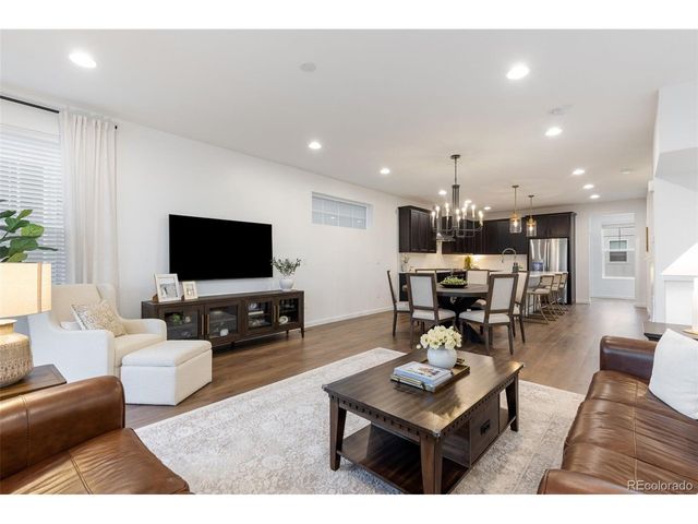 11045 Shining Star Cir, Parker, CO 80134