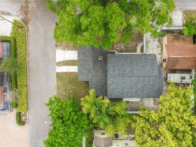 6810 N NAVIN AVENUE, Tampa, FL 33604