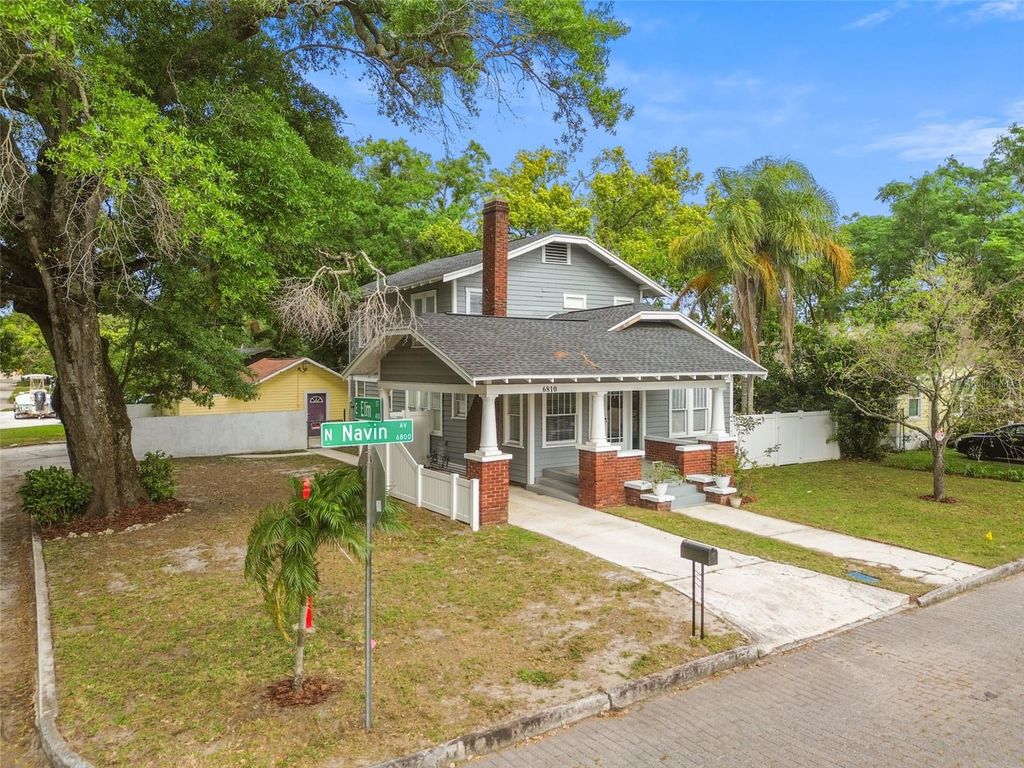 Image 40 of property listing at 6810 N NAVIN AVENUE, Tampa, FL 33604