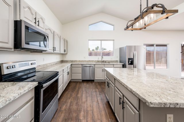 10640 E CAROL Avenue, Mesa, AZ 85208