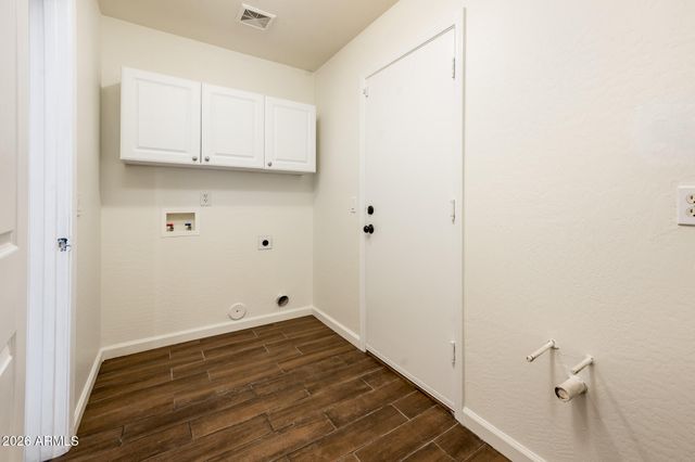 10640 E CAROL Avenue, Mesa, AZ 85208