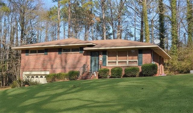 1204 CLUB HOUSE Road, Columbus, GA 31903